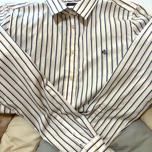 Women Ralph Lauren botton up shirt